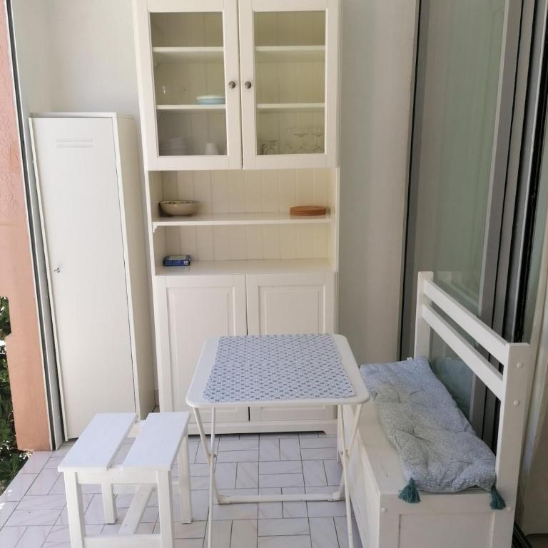 Studio cabine avec jardin dans résidence avec piscine - Appartement 1 Chambre - 7