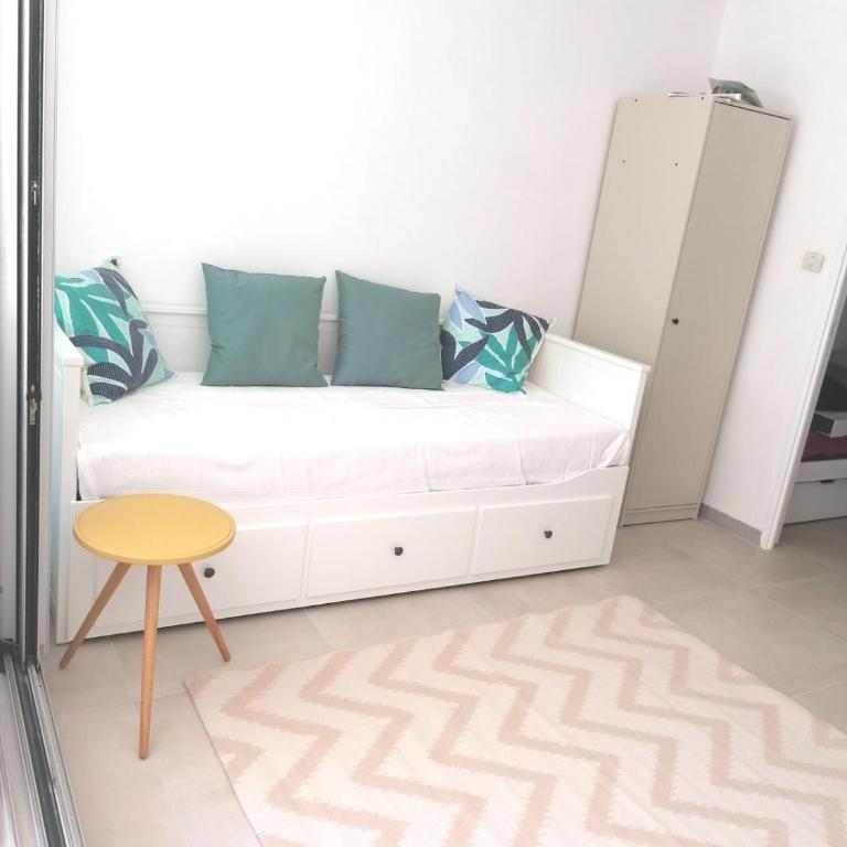 Studio cabine avec jardin dans résidence avec piscine - Appartement 1 Chambre - 15