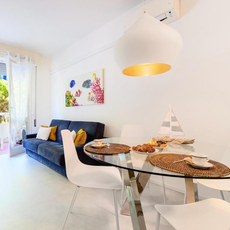 Oasis 38 Jesolo I Pool, Balcony & Parking by Immobilux - Two-Bedroom Apartment - 1