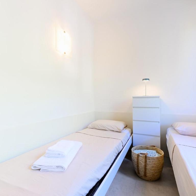 Oasis 38 Jesolo I Pool, Balcony & Parking by Immobilux - Two-Bedroom Apartment - 3