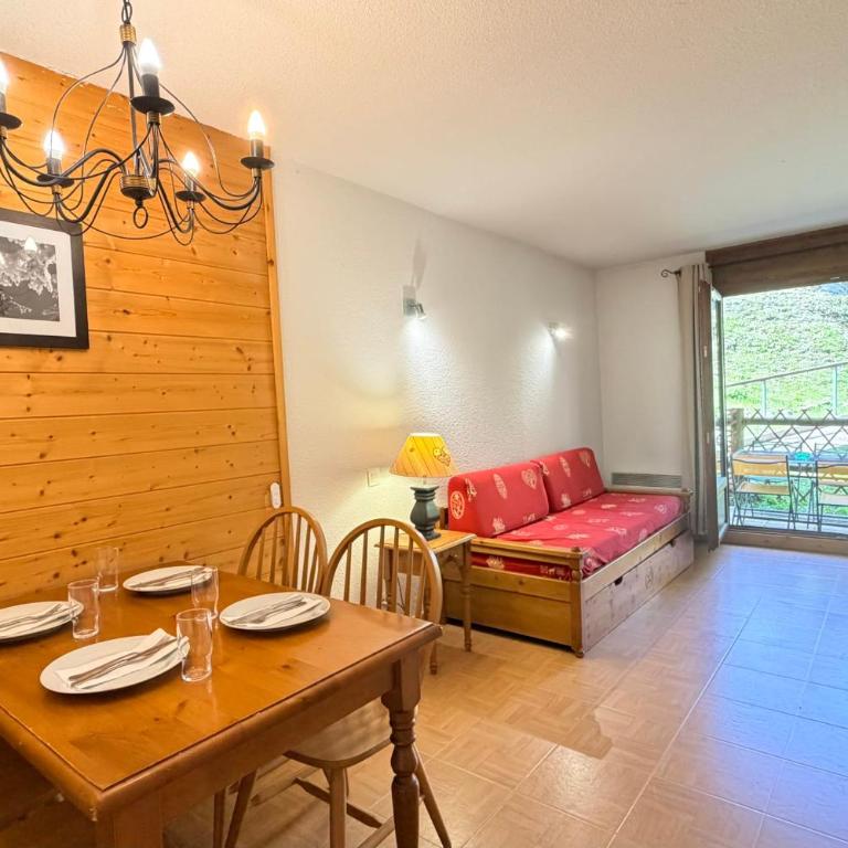 Appartement avec terrasse et piscine à Flumet - Appartement - 1