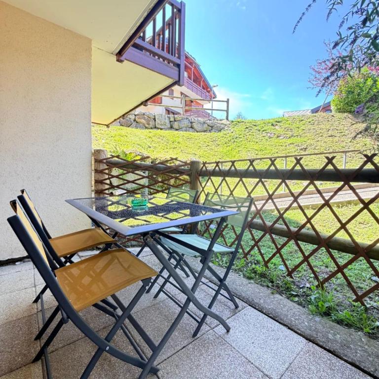 Appartement avec terrasse et piscine à Flumet - Appartement - 10