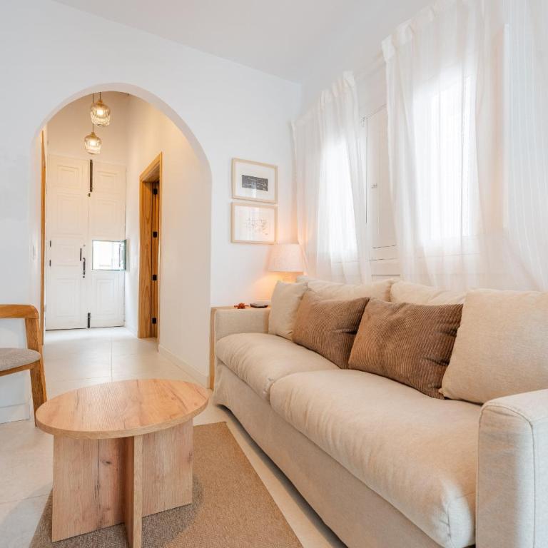 Avocado Corner House - Charco de San Gines By Lanzarote Vacation Homes - Three-Bedroom Townhouse - 16