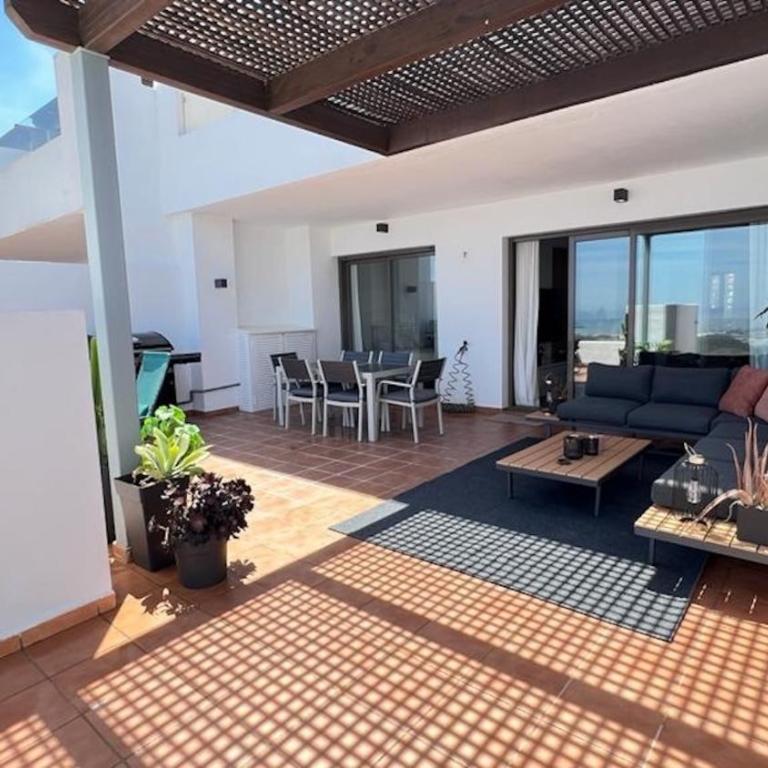 Luxury 2BR Golf & Spa Apt La Cala Hills - Apartamento de 2 dormitorios con terraza - 21