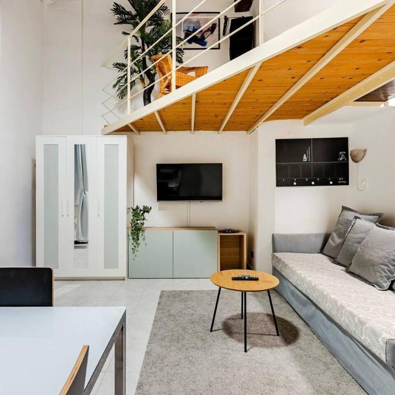 Vibe Loft in Old Town - Near De Ferrari & Aquarium - One-Bedroom Apartment - 5