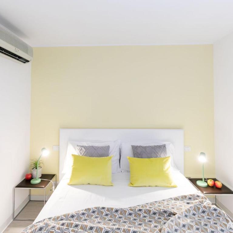 Residence Case Bianche - by Adriano Group - Monolocale con Divano-Letto - 31