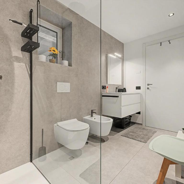 Villa Lavinia a Colico - Appartamento Deluxe con 2 Camere da Letto e Vista Giardino - 14