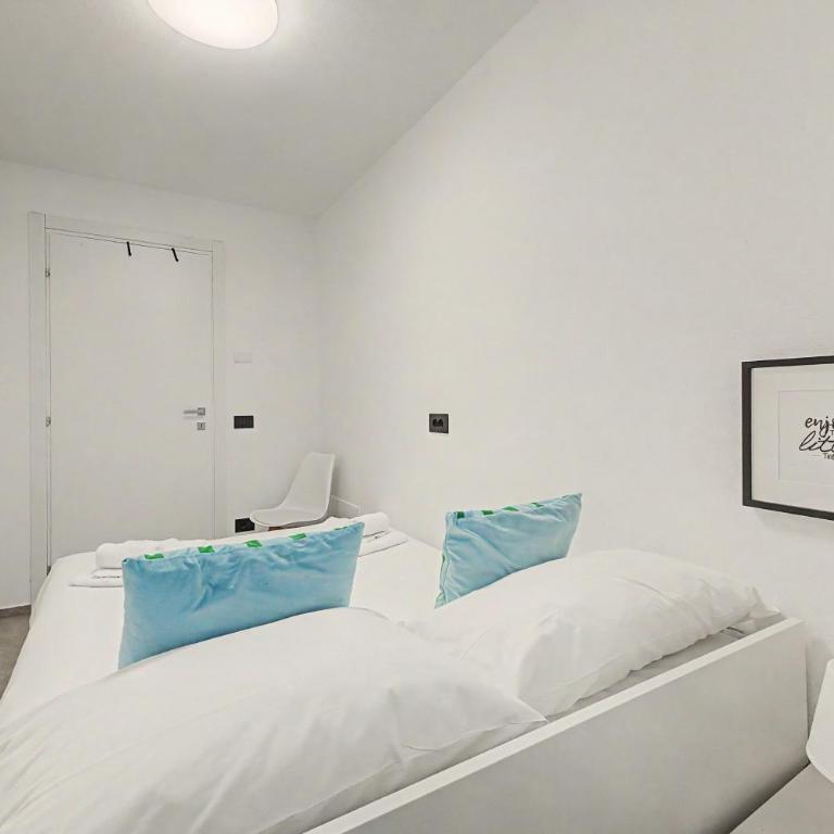 Villa Lavinia a Colico - Appartamento Deluxe con 2 Camere da Letto e Vista Giardino - 19