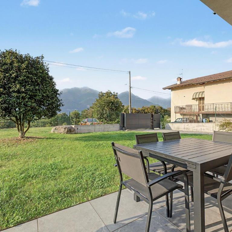 Villa Lavinia a Colico - Appartamento Deluxe con 2 Camere da Letto e Vista Giardino - 1