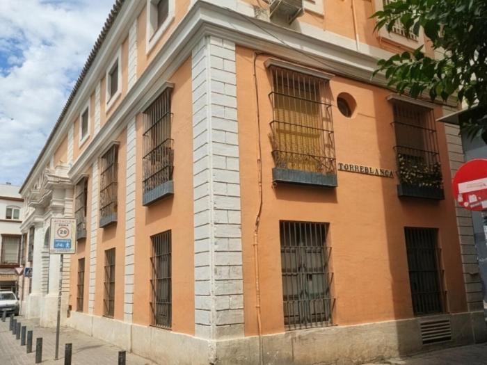 NEW LOVELY APARTAMENT WITHIN THE OLD CITY WALL - Appartamento - 28