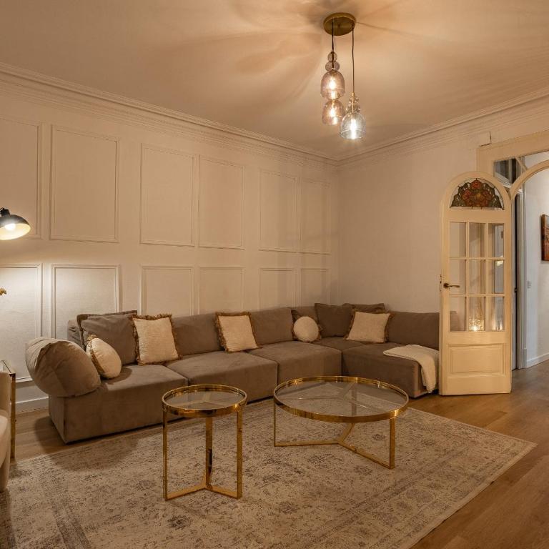 Casa modernista en Paseo de Gracia - Apartment - 5