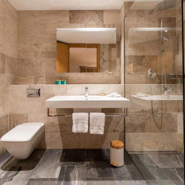 3 BDR Apartment with private Jacuzzi and Sauna - Deluxe Apartment mit 3 Schlafzimmern - 17
