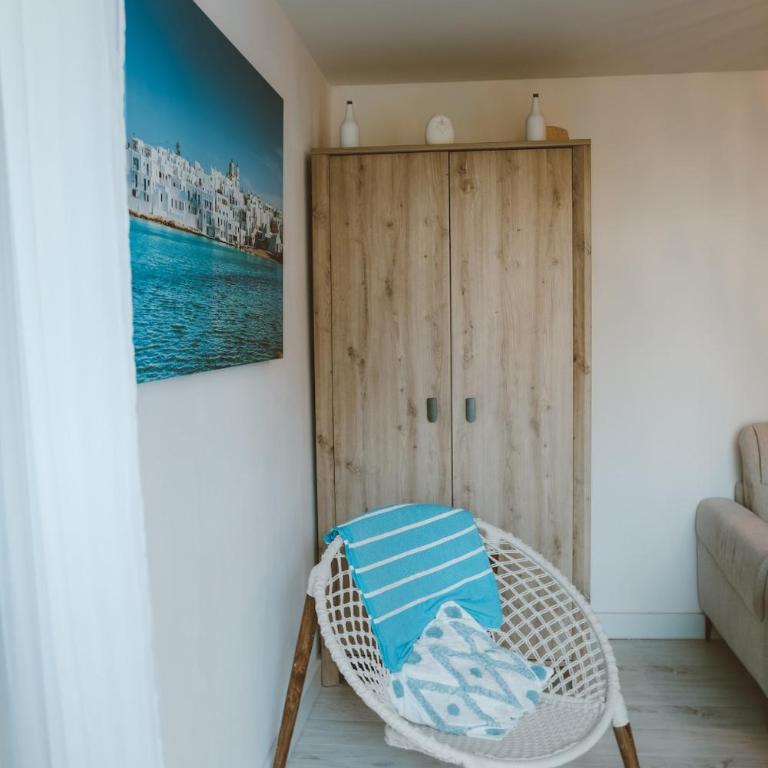 Cocon Grec - Plage à 2 min, Calme, Arboré & Clim - Appartement 1 Chambre - 5