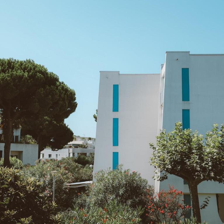 Cocon Grec - Plage à 2 min, Calme, Arboré & Clim - Appartement 1 Chambre - 17