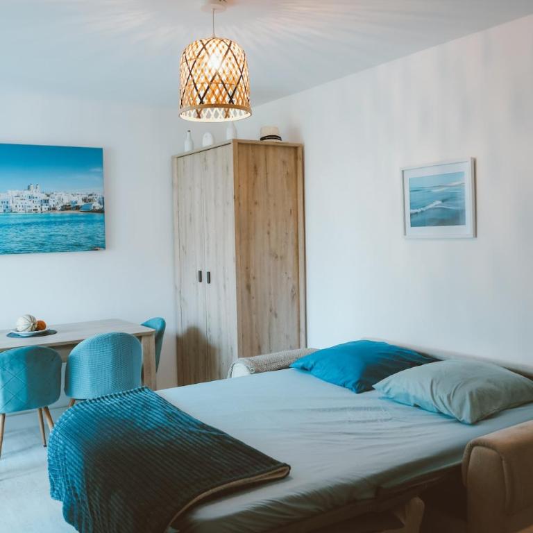 Cocon Grec - Plage à 2 min, Calme, Arboré & Clim - Appartement 1 Chambre - 24