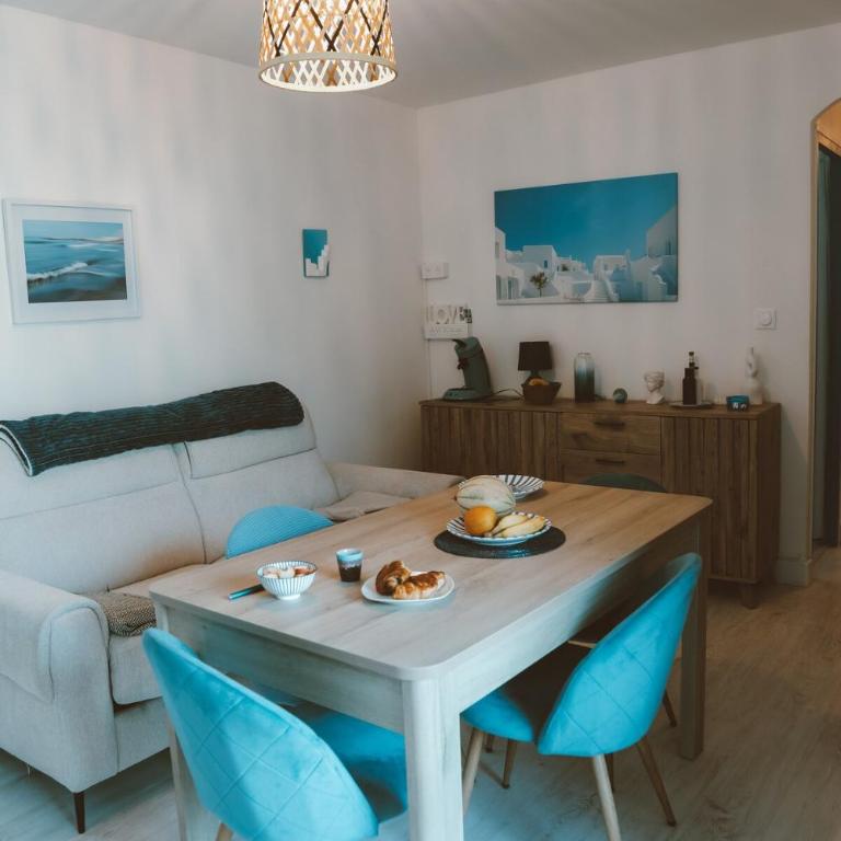 Cocon Grec - Plage à 2 min, Calme, Arboré & Clim - Appartement 1 Chambre - 30