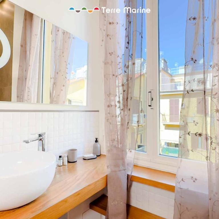 Flevi Sea Front - Boutique Apartment, Terre Marine - Three-Bedroom Apartment - 14