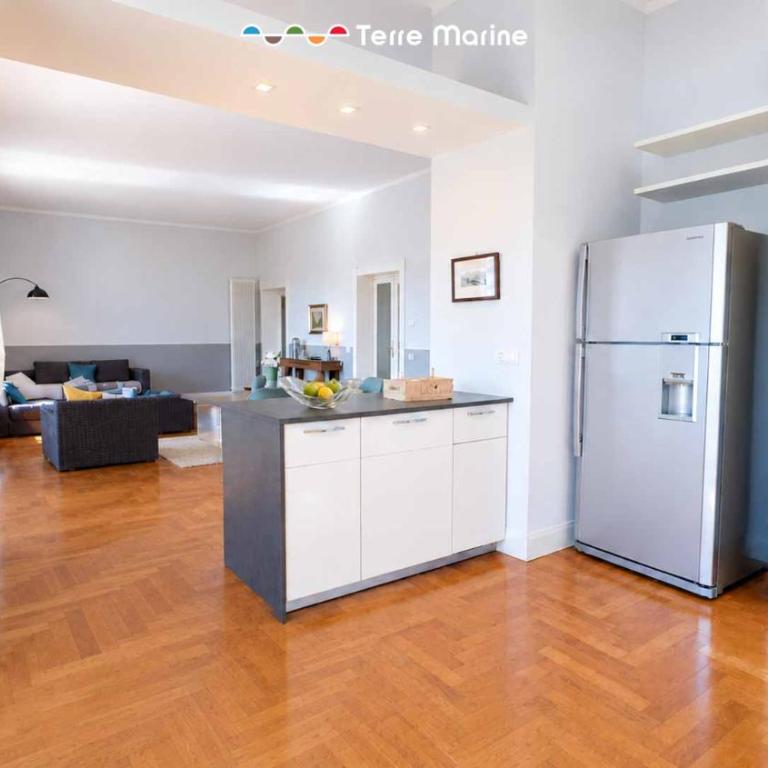 Flevi Sea Front - Boutique Apartment, Terre Marine - Three-Bedroom Apartment - 19