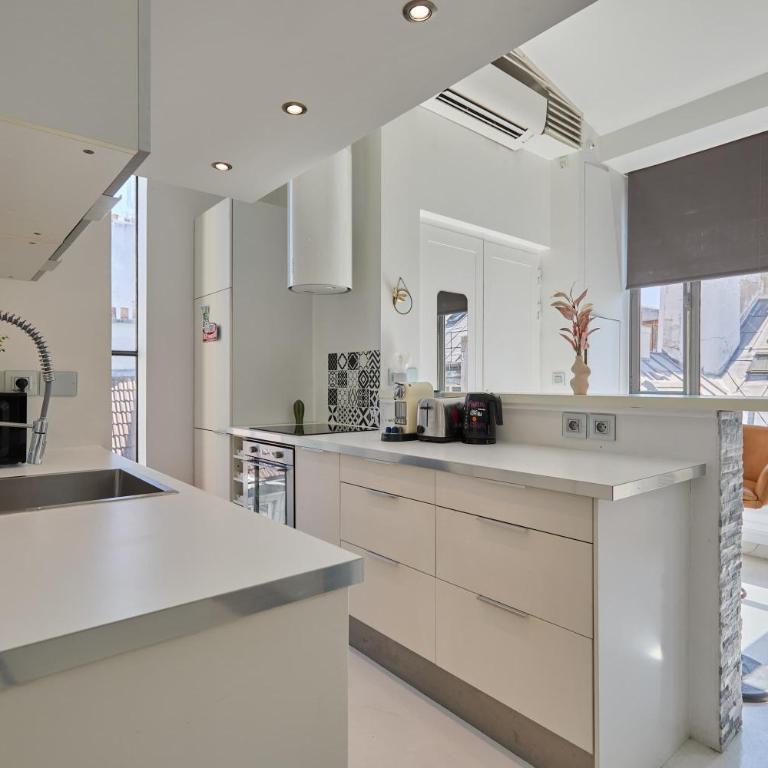 Duplex Center of Paris by Studio prestige - Appartement - 17