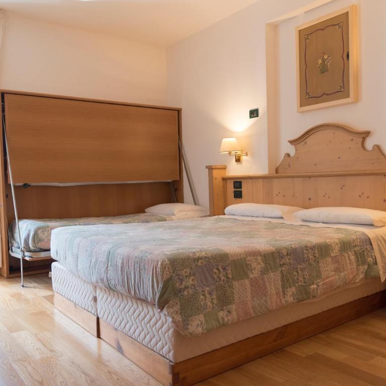 Hotel Laurino - Camera Quadrupla Classic - 5