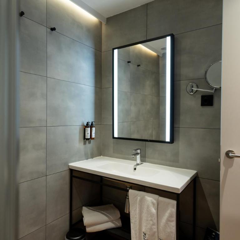 Petit Palace Cliper-Gran Vía - Camera Matrimoniale/Doppia con Letti Singoli (1-2 Adulti) - 5