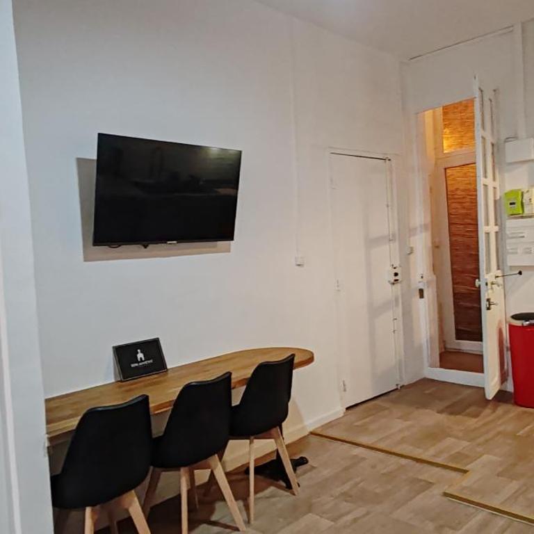 Balcon au coeur du vieux port - Apartment with View and Balcony - 9