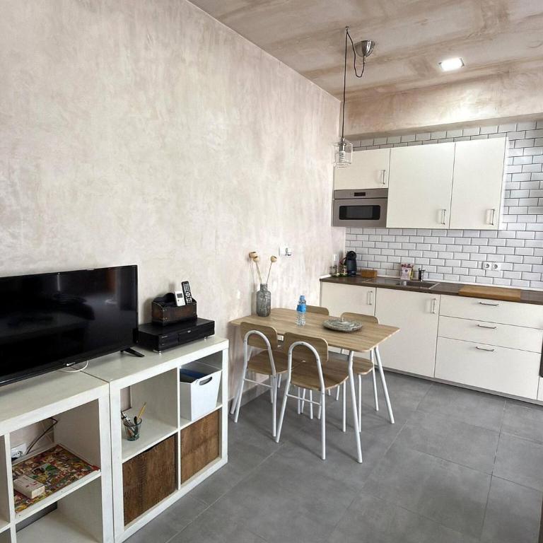 Novo home by staycare - Apartment - 4