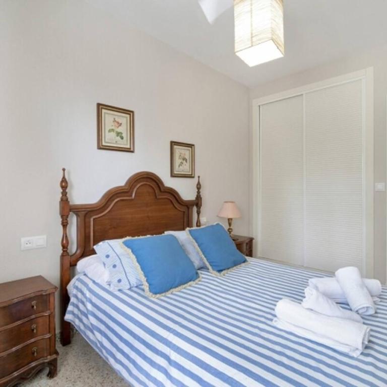 Pinar del Mar by Staycare - Apartment - 10