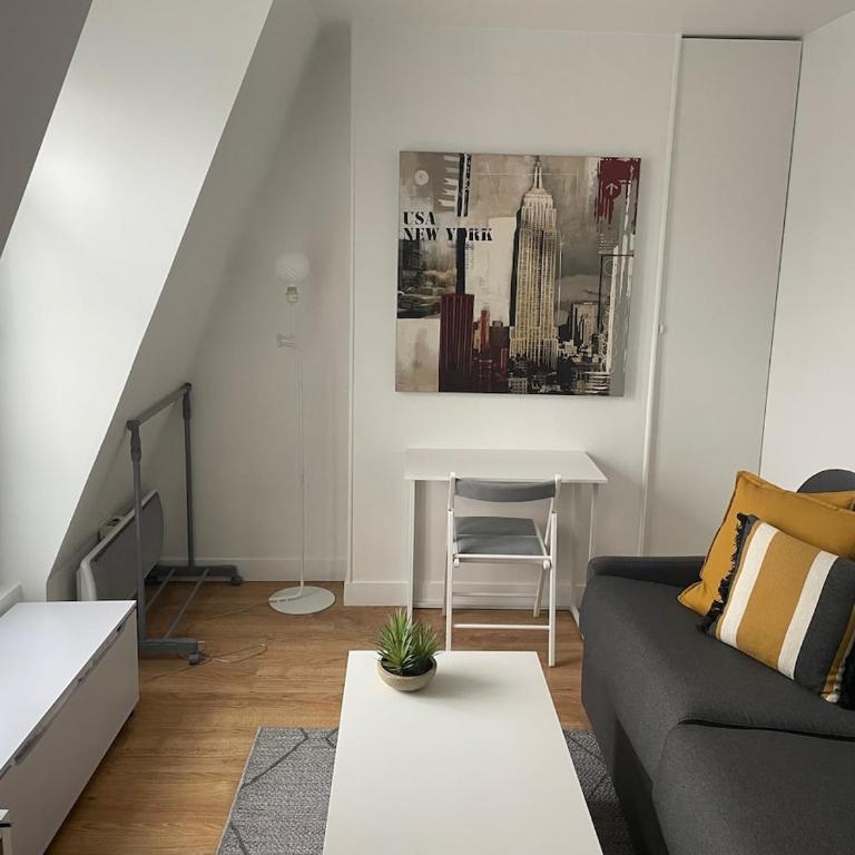 Bright and cozy studio 30mn from Avenue Niel - Appartement 1 Chambre - 1