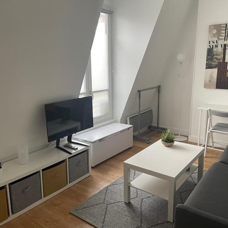 Bright and cozy studio 30mn from Avenue Niel - Appartement 1 Chambre - 5