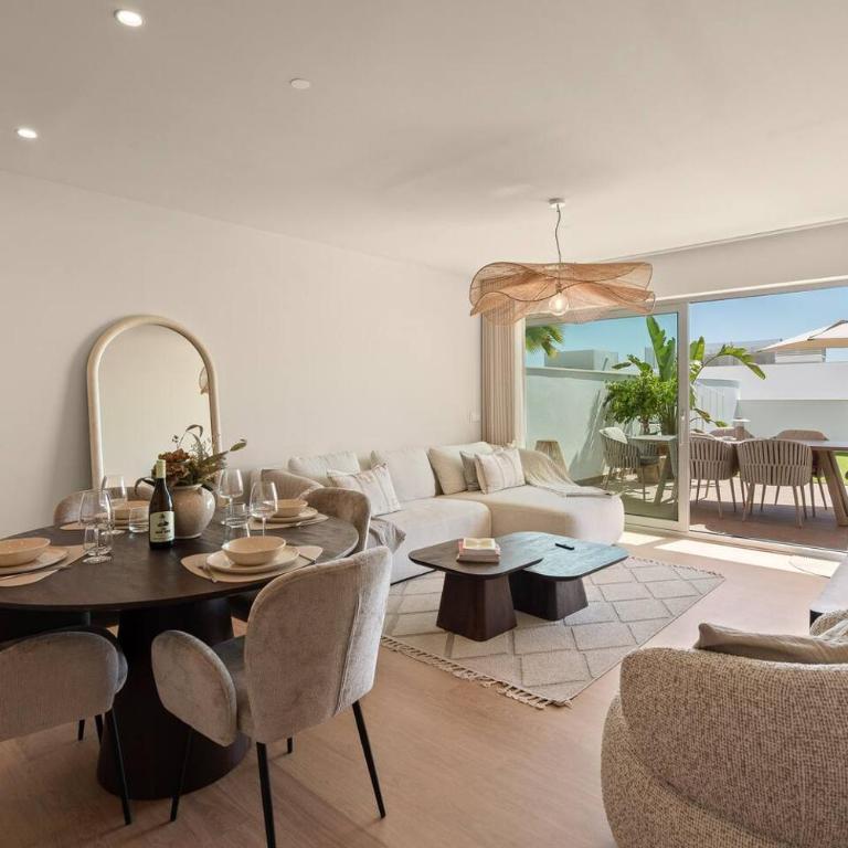 ISEA Estepona 3BR Apt. with Pool, Gym and Near Beach - Appartamento - 10