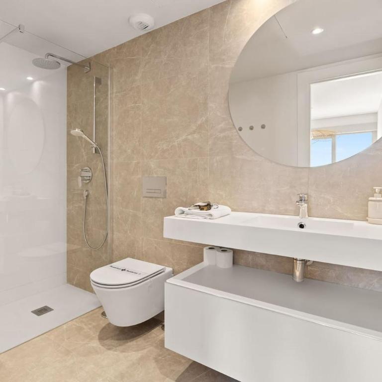 ISEA Estepona 3BR Apt. with Pool, Gym and Near Beach - Appartamento - 16