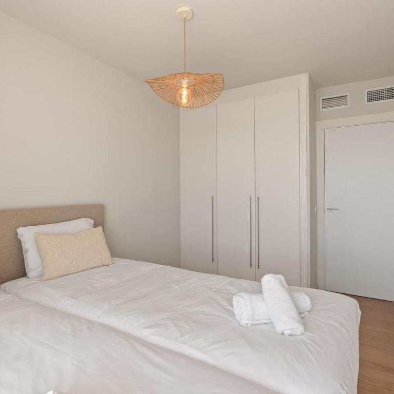 ISEA Estepona 3BR Apt. with Pool, Gym and Near Beach - Appartamento - 17