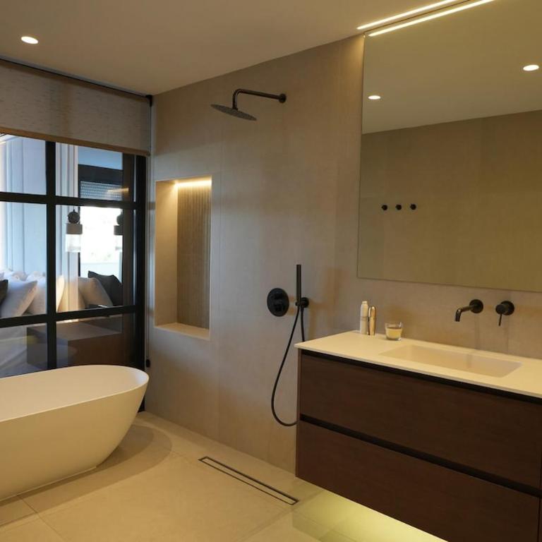 Sea-View Terrace on Banús Marina, 240m Flat - Apartamento de 3 dormitorios con vistas al mar - 21