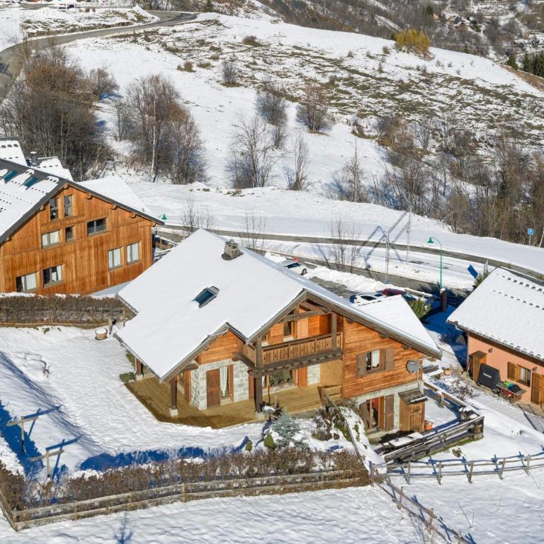 Chalet 4* chaleureux près des pistes avec parking et wifi pour 14 pers - Chalet 3 Chambres - 21