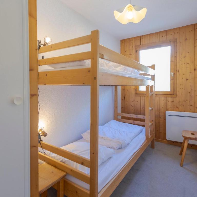 Duplex 4 pièces cabine pour 8 pers., balcon et terrasse sud-ouest - Three-Bedroom Apartment - 8