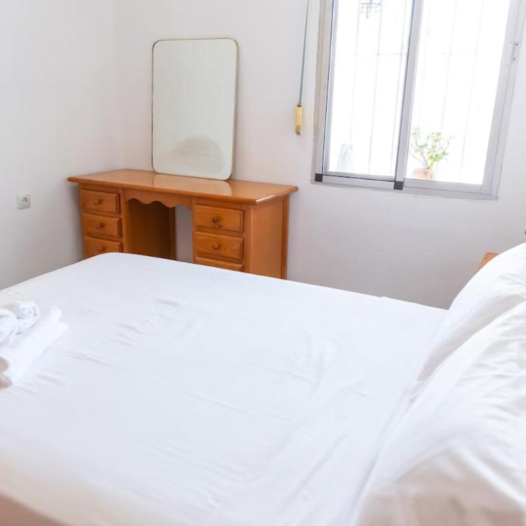 Independent house in Centro I 3 BEDROOMS I Garden I Parking - Casa de 3 dormitorios - 25