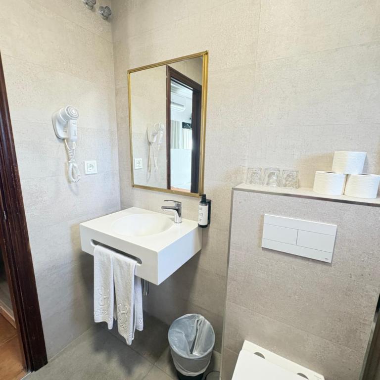 YIT Puerta Bisagra - Habitación Doble - 1 o 2 camas - 19