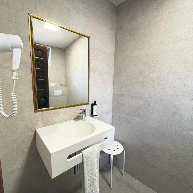 YIT Puerta Bisagra - Habitación Doble - 1 o 2 camas - 22