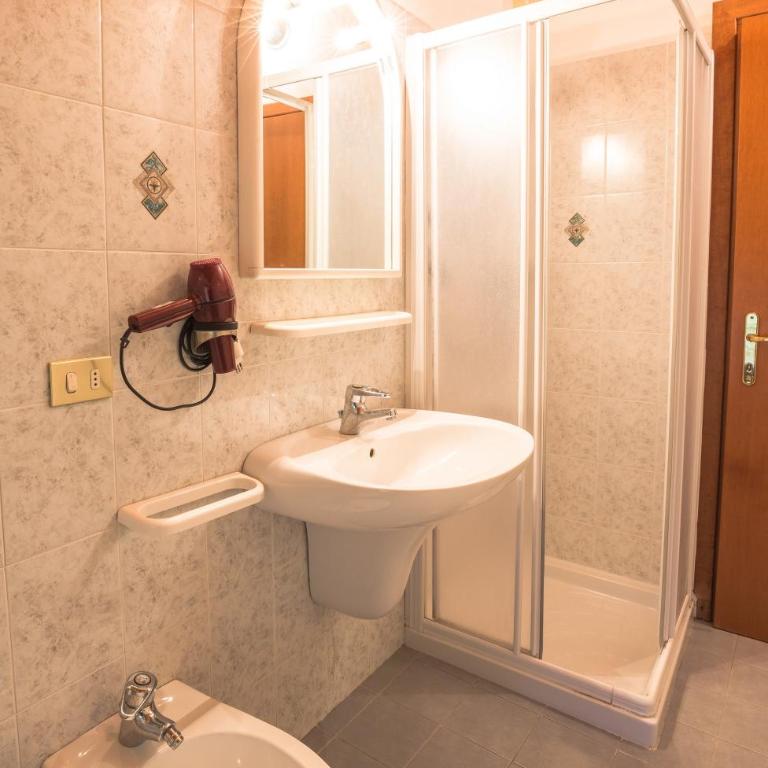 Casa Lori Mansarda Green Holiday - Two-Bedroom Apartment - Attic - 10