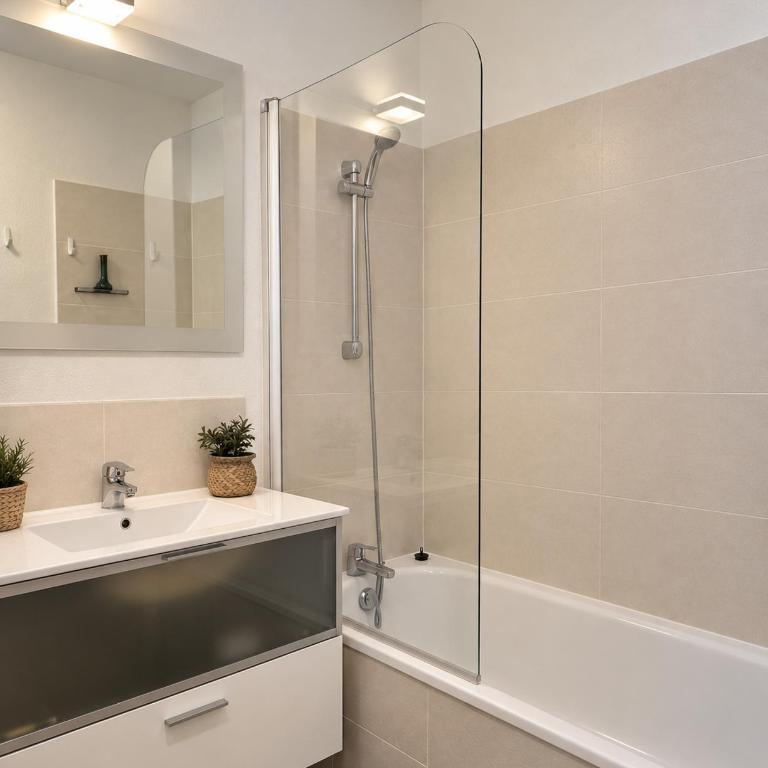 6 personnes - Piscine - terrasse - parking & clim - Apartment mit 2 Schlafzimmern - 8