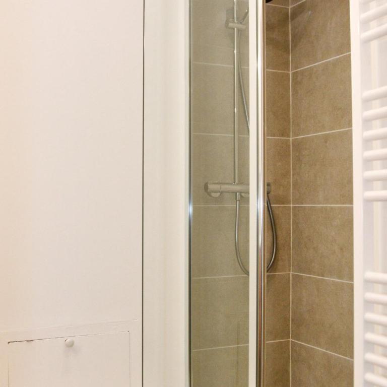 Appartement de charme rénové 2 pièces, balcon, WiFi - One-Bedroom Apartment - 15