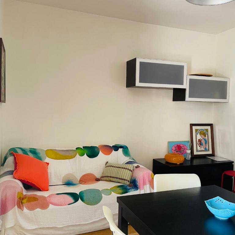 A Casa di Amici - intero appartamento - Free parking - wi-fi - Appartamento con 1 Camera da Letto - 3