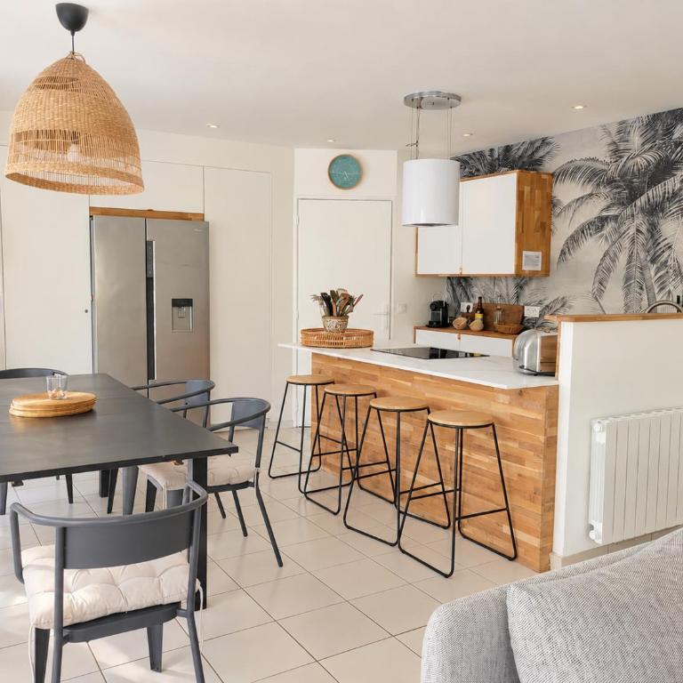 Le Bordelou- Villa de standing à Lacanau Océan, 6-8 pers, piscine chauffée, au calme, golf & surf - Three-Bedroom Villa - 16