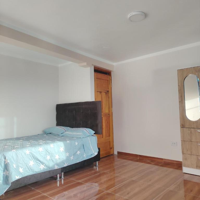 Amy - Three-Bedroom Apartment - 1