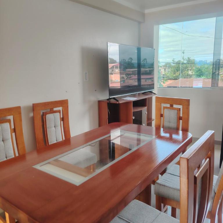 Amy - Three-Bedroom Apartment - 2