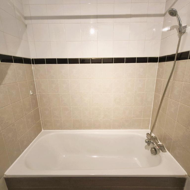 LA MADELEINE - Spacieux T2 - Calme - Wifi - TV - Appartement - 15