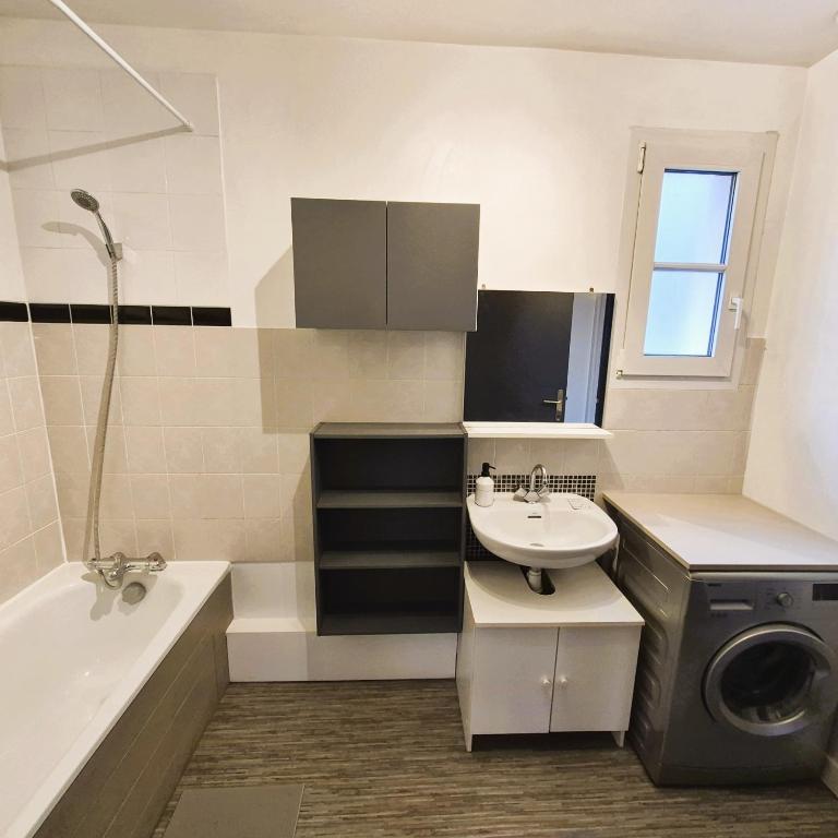 LA MADELEINE - Spacieux T2 - Calme - Wifi - TV - Appartement - 16