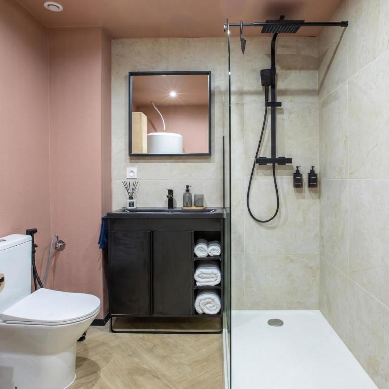 Nuage Doré - Jacuzzi Privatif & Parking - Appartement 1 Chambre - 9