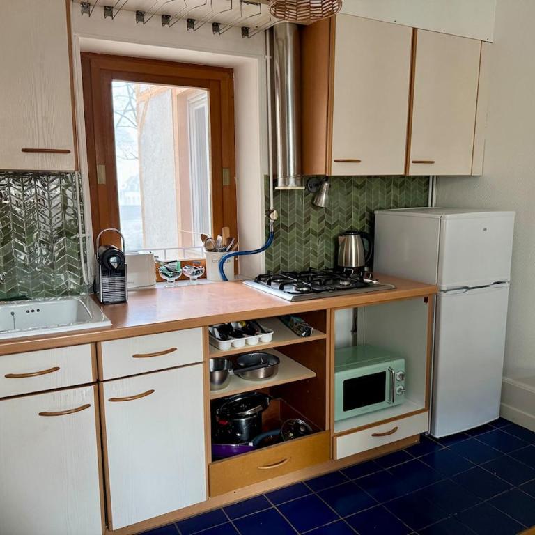 Charme et vue Halles Dijon - Balcon - Clim Mobile - Apartamento de 1 dormitorio - 9